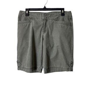 Columbia Green Bermudas Casual Shorts